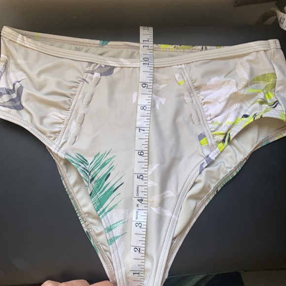 O’Neill High waist bikini bottoms - Picture 7 of 7